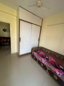 Bedroom Image of 800 Sq.ft 3 BHK Apartment / Flat for rent in Pyramid Altia, Sector 70 Gurgaon for Rs. 35000