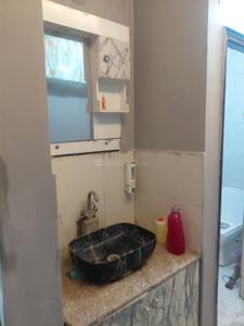 Kitchen Image of 1000 Sq.ft 3 BHK Builder Floor for rent in Matiala New Delhi for Rs. 24500