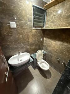 Bathroom Image of 450 Sq.ft 2 BHK Apartment / Flat for rent in Elite Residency, Paldi Ahmedabad for Rs. 22000