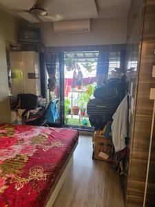Bedroom Image of 1000 Sq.ft 3 BHK Apartment / Flat for rent in Relcon Rajatdhaulagiri, Vile Parle East Mumbai for Rs. 125000