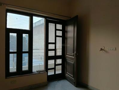 Bedroom Image of 1500 Sq.ft 2 BHK Builder Floor for rent in Patel Nagar Gurgaon for Rs. 38000