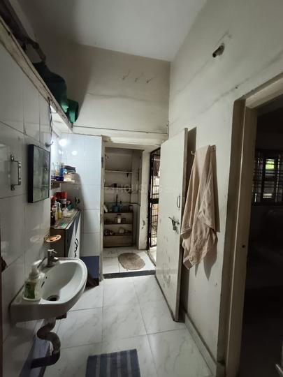 Swaroop Nagar Main Image 1