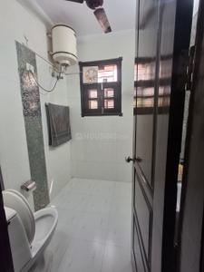 Bathroom Image of 2000 Sq.ft 3.5 BHK Independent House for rent in Sector 35 Chandigarh for Rs. 150000