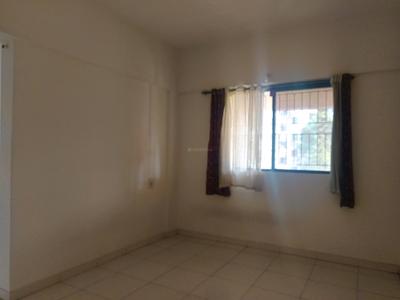 Living Room Image of 600 Sq.ft 1 BHK Apartment / Flat for rent in Magarpatta Heliconia, Magarpatta City Pune for Rs. 25000