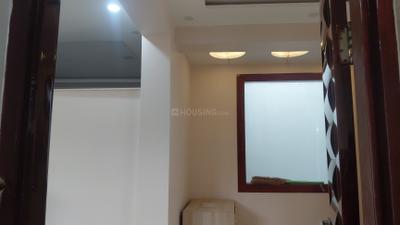 Living Room Image of 3100 Sq.ft 3 BHK Builder Floor for rent in Sector 46 Noida for Rs. 70000