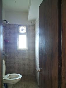 Common Bathroom Image of 1591 Sq.ft 3 BHK Apartment / Flat for sale in Paras Tierea, Sector 137 Noida for Rs. 14200000