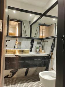 Bedroom Two Image of 2000 Sq.ft 3 BHK Apartment / Flat for sale in Gateway, Santacruz West Mumbai for Rs. 75000000