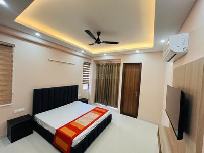 Bedroom Image of 750 Sq.ft 1 RK Independent House for rent in Tulip Monsella, Sector 53 Gurgaon for Rs. 24000