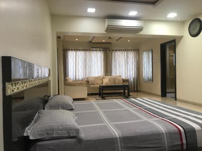 Bedroom Image of 8500 Sq.ft 5 BHK Villa for sale in Juhu Mumbai for Rs. 450000000