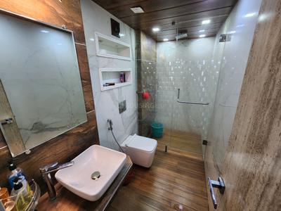 Bathroom Image of 2200 Sq.ft 4 BHK Apartment / Flat for sale in Kalyan West Kalyan for Rs. 27000000