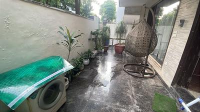 Balcony Image of 1700 Sq.ft 3.5 BHK Independent House for sale in Vipul World, Sector 48 Gurgaon for Rs. 90000000
