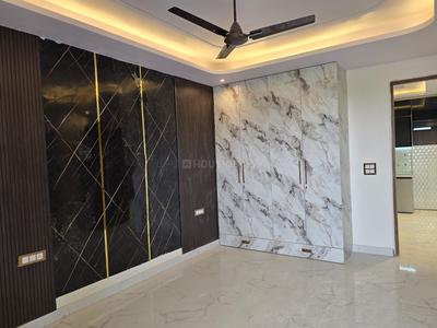Bedroom Image of 2500 Sq.ft 5 BHK Builder Floor for sale in Rajendra Nagar Ghaziabad for Rs. 25000000
