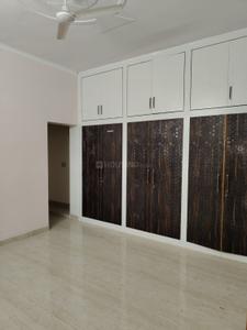 Bedroom Image of 1800 Sq.ft 2 BHK Builder Floor for rent in Gomti Nagar Lucknow for Rs. 23500