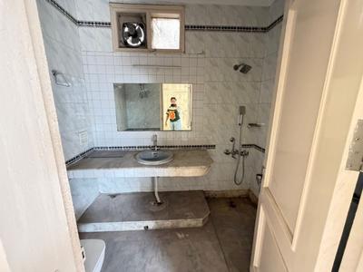 Image of 2250 Sq.ft 3 BHK Builder Floor for sale in Hauz Khas, New Delhi for Rs. 31500000