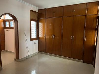 Bedroom Image of 1800 Sq.ft 3.5 BHK Apartment / Flat for sale in Sector 23 Dwarka New Delhi for Rs. 36500000