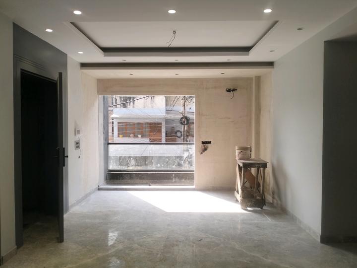 Vikaspuri Main Image 1