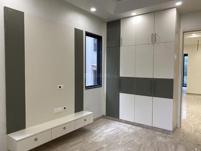 Bedroom Image of 1350 Sq.ft 3 BHK Builder Floor for sale in Ashok Vihar New Delhi for Rs. 37500000
