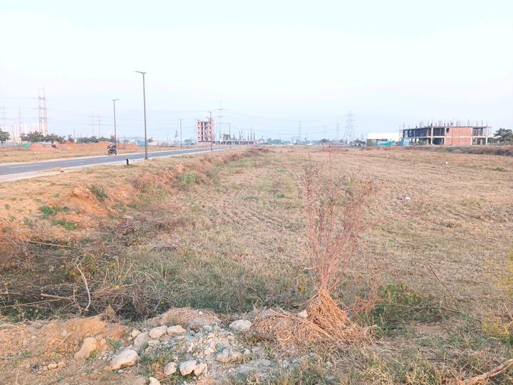 Vatika Express City Plots Main Image 1