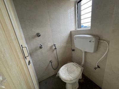Bathroom Image of 720 Sq.ft 2 BHK Apartment / Flat for sale in Pancha Sayar Kolkata for Rs. 2520000