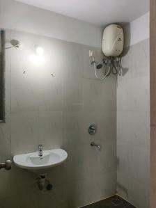 Common Bathroom Image of 774 Sq.ft 1.5 BHK Apartment / Flat for sale in Lodha Casa Rio, Palava Phase 1 Thane for Rs. 4400000