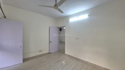 Bedroom Image of 1700 Sq.ft 3 BHK Apartment / Flat for rent in DDA Sector Pocket B C, Vasant Kunj New Delhi for Rs. 75000