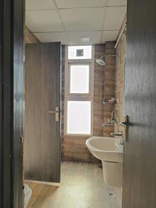 Common Bathroom Image of 2385 Sq.ft 4 BHK Apartment / Flat for sale in Rishabh Cloud 9 Towers, Vaishali Ghaziabad for Rs. 24000000