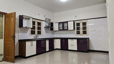 Kitchen Image of 1600 Sq.ft 3 BHK Builder Floor for rent in HSR Layout Bengaluru for Rs. 90000