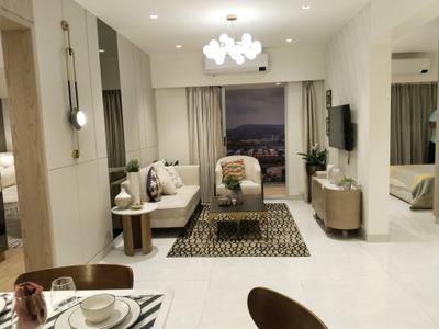 Living Room Image of 1550 Sq.ft 3.5 BHK Apartment / Flat for sale in AP Florence, Khar West Mumbai for Rs. 85000000