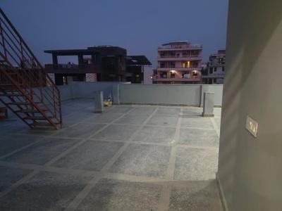 Terrace Image of 600 Sq.ft 1 RK Apartment / Flat for rent in Sector 17 Gurgaon for Rs. 25000