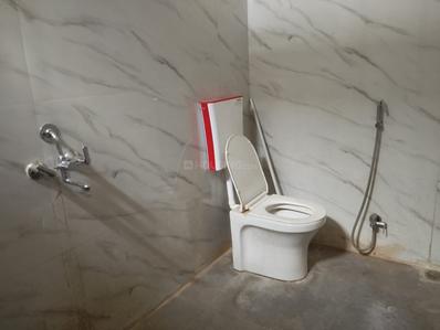 Bathroom Image of 4000 Sq.ft 12 BHK Independent House for rent in Morabadi Ranchi for Rs. 100000