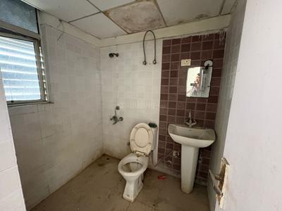 Bathroom Image of 1000 Sq.ft 2 BHK Apartment / Flat for sale in SCC Heights, Raj Nagar Extension Ghaziabad for Rs. 6500000