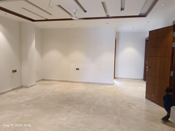 Sector 15A Main Image 1