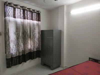 Bedroom Image of 1000 Sq.ft 3 BHK Builder Floor for rent in Patparganj New Delhi for Rs. 32000