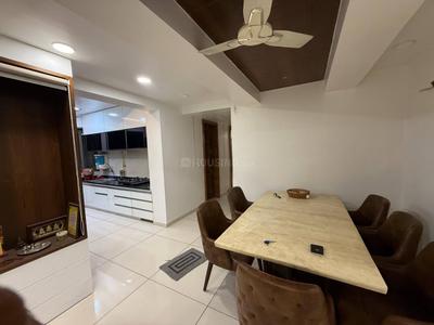 Hall Image of 1500 Sq.ft 3 BHK Apartment / Flat for rent in Sthapatya Pratham Lakeview, Science City Ahmedabad for Rs. 40000