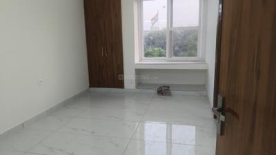 Bedroom Image of 2100 Sq.ft 4 BHK Apartment / Flat for rent in Rudra Apartment, Sector 6 Dwarka New Delhi for Rs. 55000