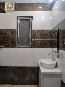 Common Bathroom Image of 1500 Sq.ft 2 BHK Builder Floor for rent in Sector 46 Gurgaon for Rs. 52000