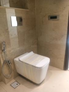 Common Bathroom Image of 4500 Sq.ft 4 BHK Independent House for sale in Sector 14 Gurgaon for Rs. 56200000