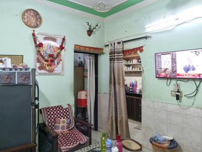 Living Room Image of 700 Sq.ft 2 BHK Apartment / Flat for sale in LIG Apartment, Hastsal New Delhi for Rs. 6600000
