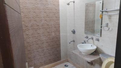 Image of 1800 Sq.ft 3 BHK Builder Floor for rent in Ashok Nagar, New Delhi for Rs. 40000
