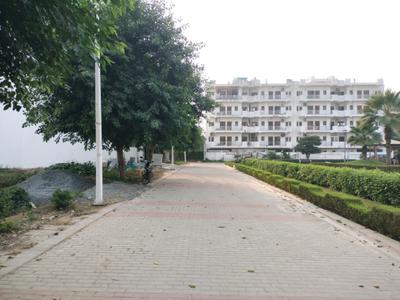 Image of 302 Sq.ft Residential Plot / Land for sale in BPTP Parklands Pride, Sector 77, Faridabad for Rs. 55000000