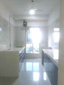 Kitchen Image of 1000 Sq.ft 3 BHK Apartment / Flat for rent in Kandivali West Mumbai for Rs. 70000