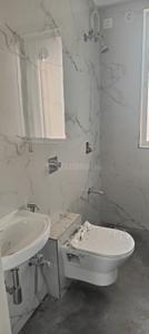 Bathroom Image of 930 Sq.ft 2 BHK Apartment / Flat for sale in Sai Samast, Chembur Mumbai for Rs. 26000000