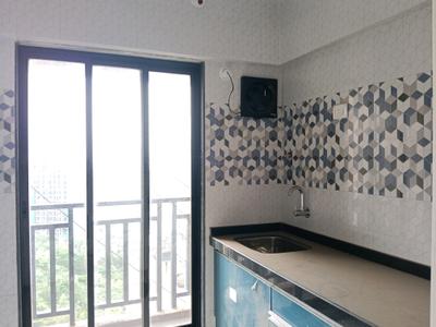 Kitchen Image of 770 Sq.ft 1.5 BHK Apartment / Flat for sale in Rosa Gardenia, Kasarvadavali Thane for Rs. 7800000