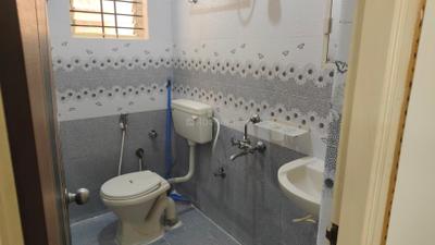 Bathroom Image of 600 Sq.ft 1 BHK Builder Floor for rent in New Tippasandra Bengaluru for Rs. 23000