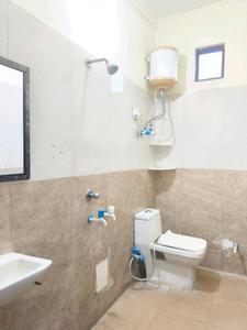 Bathroom Image of 210 Sq.ft 1 RK Apartment / Flat for rent in Sector 86 Gurgaon for Rs. 12980