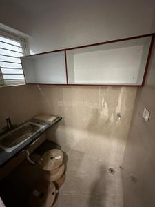 Bathroom Image of 1800 Sq.ft 3 BHK Builder Floor for rent in Koramangala Bengaluru for Rs. 75000