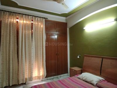 Bedroom Image of 2700 Sq.ft 3 BHK Builder Floor for rent in Sector 41 Noida for Rs. 37000