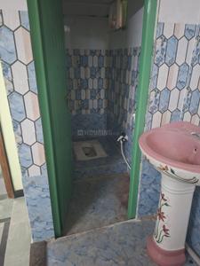 Bathroom Image of 550 Sq.ft 2 BHK Independent House for rent in Borabanda Hyderabad for Rs. 25000