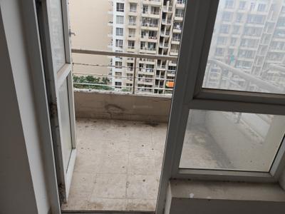 Balcony Image of 2000 Sq.ft 3.5 BHK Apartment / Flat for sale in Indiabulls Centrum Park, Sector 103 Gurgaon for Rs. 20500000