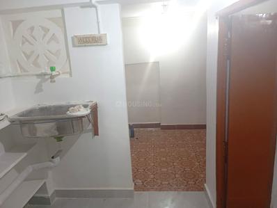 Kitchen Image of 400 Sq.ft 1 BHK Independent House for rent in Vyasarpadi Chennai for Rs. 6000
